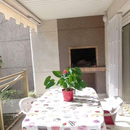 100M2 Big Apartment Private Garden And Pool/ 100M2 Gran Apartamento Jardin Privado Y Piscina / Acogedor Apartamento En Zona Tranquila Y Agradable Cambrils Exteriör bild