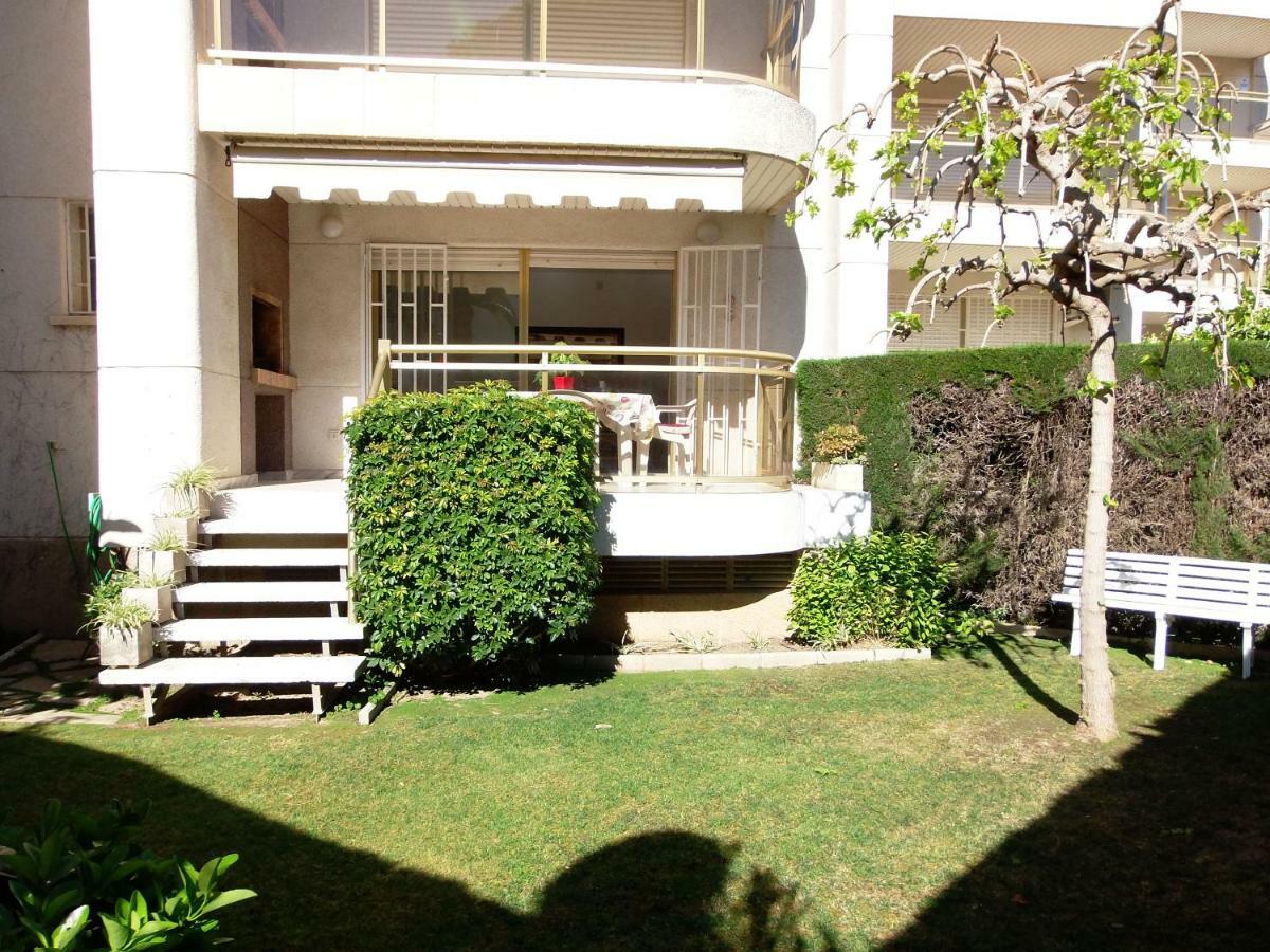 100M2 Big Apartment Private Garden And Pool/ 100M2 Gran Apartamento Jardin Privado Y Piscina / Acogedor Apartamento En Zona Tranquila Y Agradable Cambrils Exteriör bild